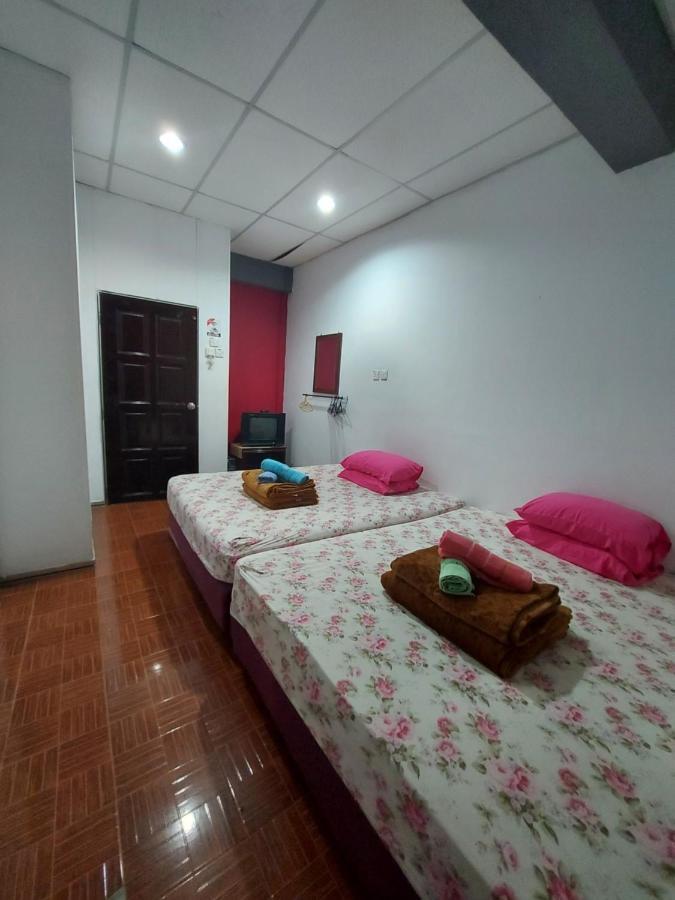 Nabil Nabila Motel Kuah Extérieur photo